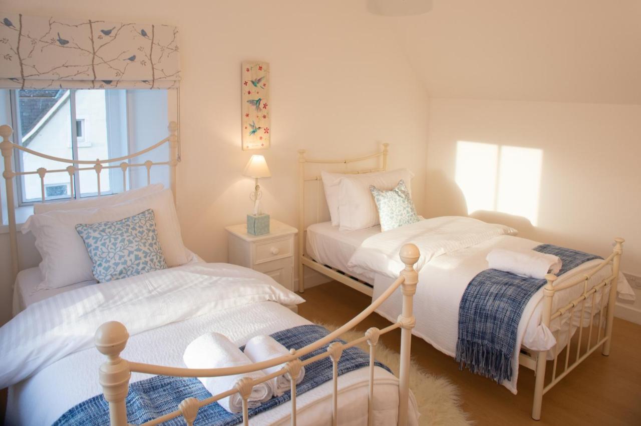The Corner Cottage Sandwick  エクステリア 写真